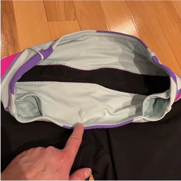 Lululemon Active Blue Jacket & Black 21“ Run Inspire Capri Crop Legging - size 8 - Picture 4 of 16